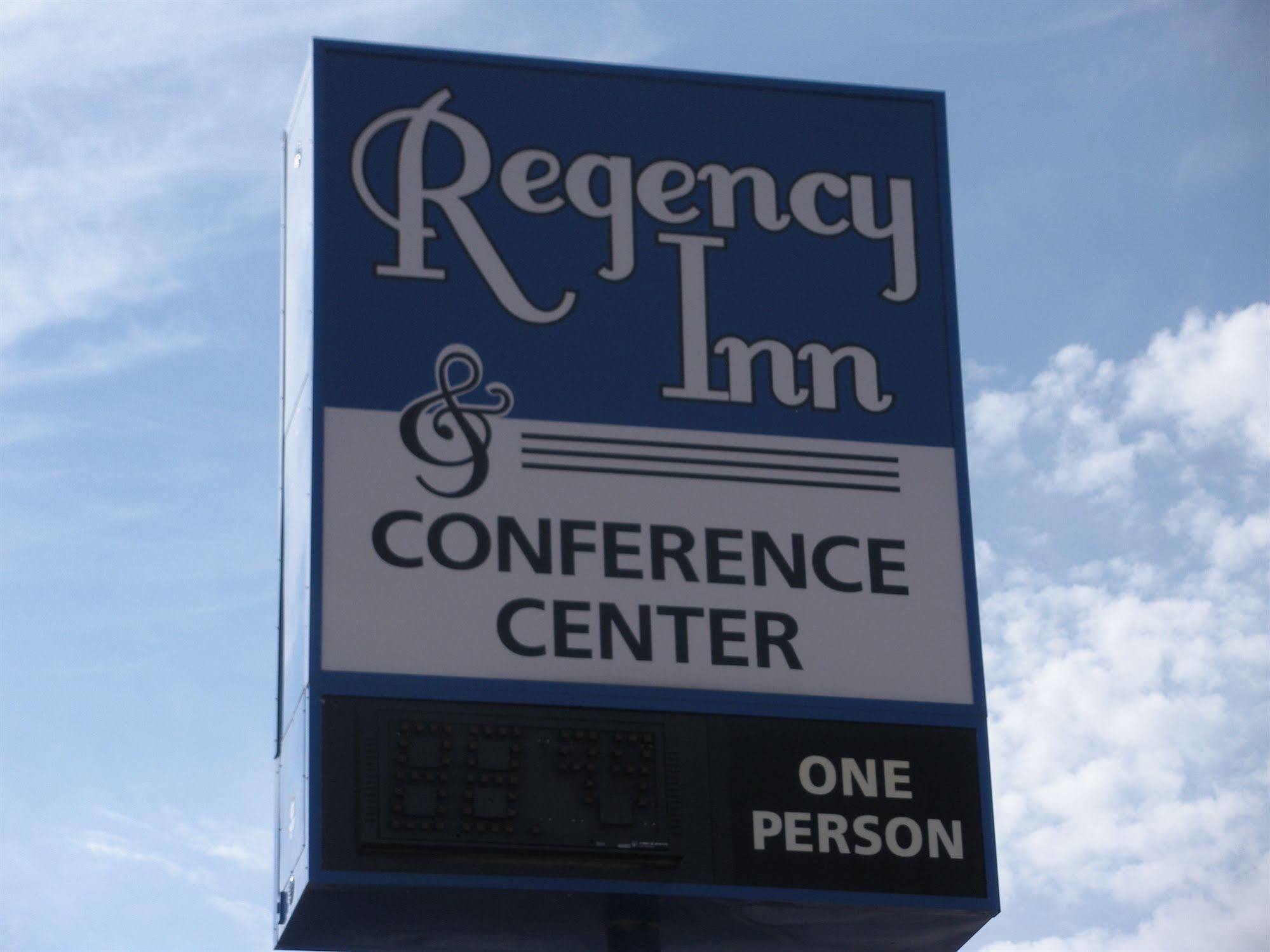 Clinton Regency Inn And Conference Center מראה חיצוני תמונה